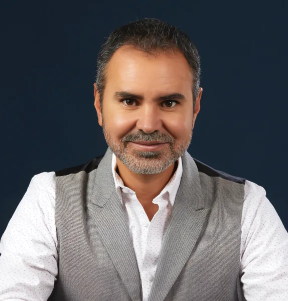 Mauricio Covarrubias E.